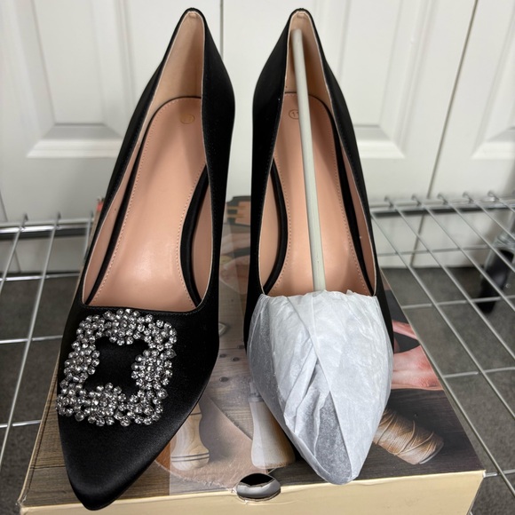 Shoes - Elegant Black Satin Women's Pumps with Crystal Embellishment